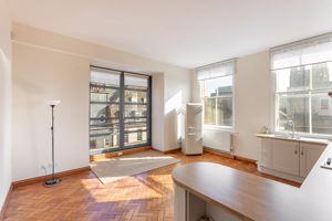 Photo 7- click for photo gallery